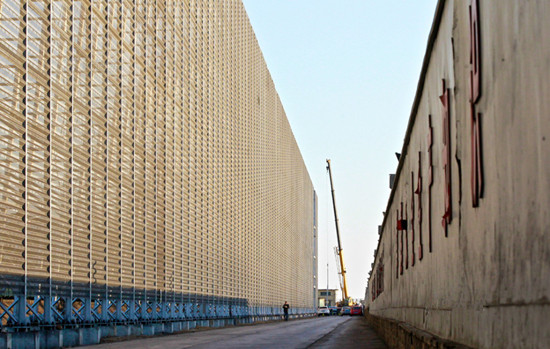 防塵網建成，霧霾滾蛋吧！