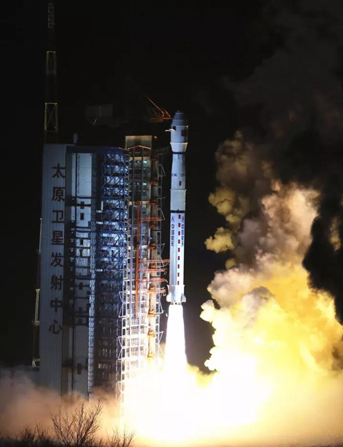 厲害了我的國!“風云三號D”氣象衛(wèi)星于今日凌晨發(fā)射成功。 厲害了我的國!“風云三號D”氣象衛(wèi)星于今日凌晨發(fā)射成功。